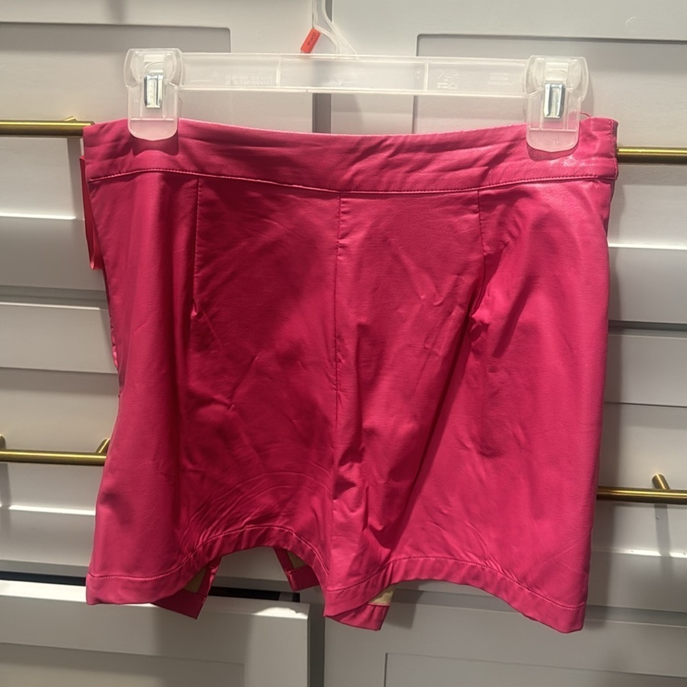 Hot Barbie Pink Leather Ruffle Skort - Picture 8 of 9
